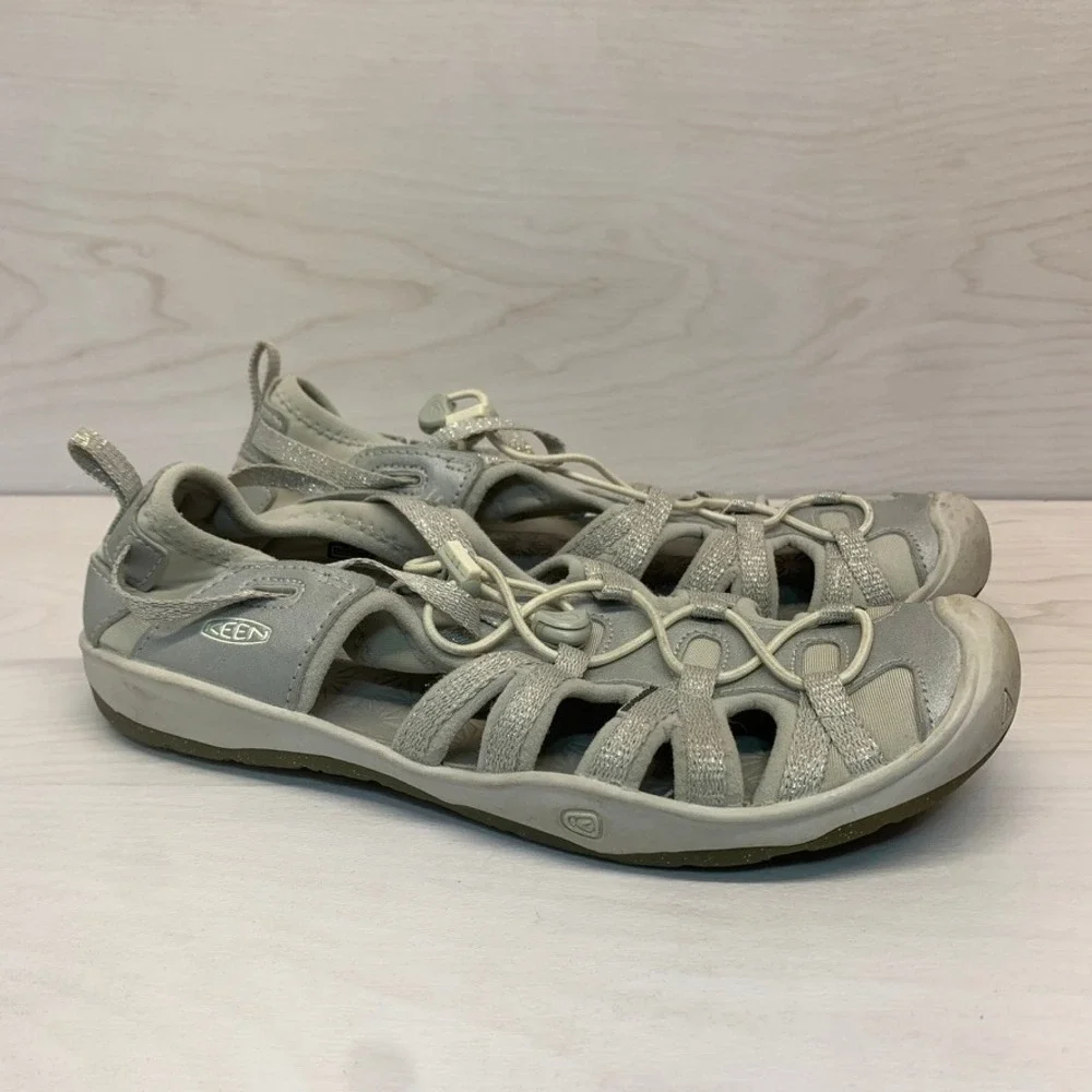 Keen Girls 5 Rose Sandal Metallic Silver Shimmer Hiking Water Shoe 1016360‎